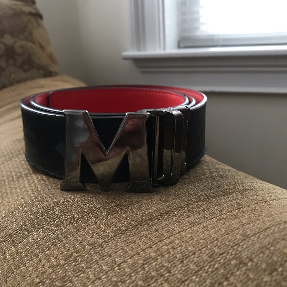 MCM reversible belt